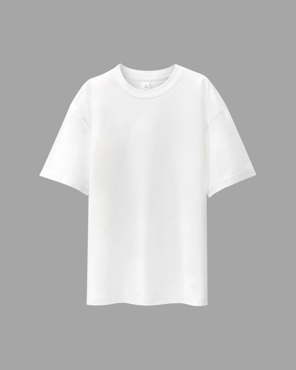 black t-shirt with oversized drop shoulder design, heavyweight 100% cotton fabric